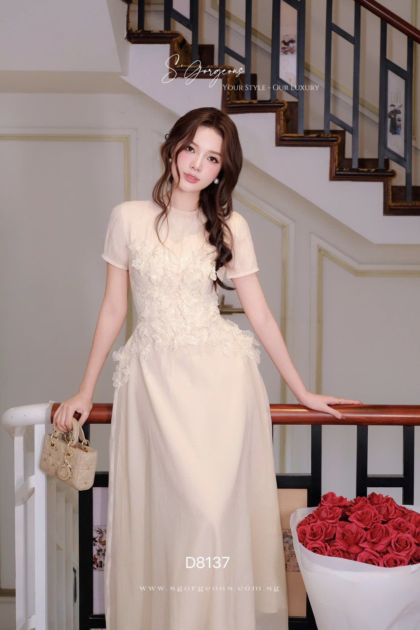 photo_6129847006860611070_y