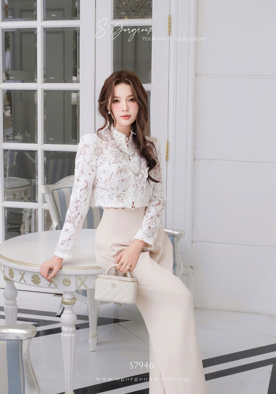 photo_6129847006860611079_y